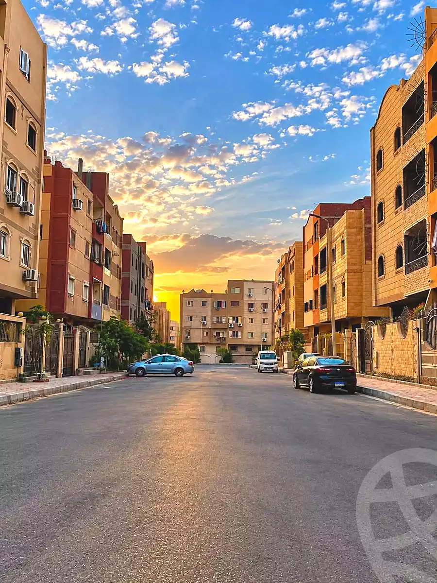 https://aqarmap.com.eg/en/listing/7334611-for-sale-cairo-15th-of-may-family-housing