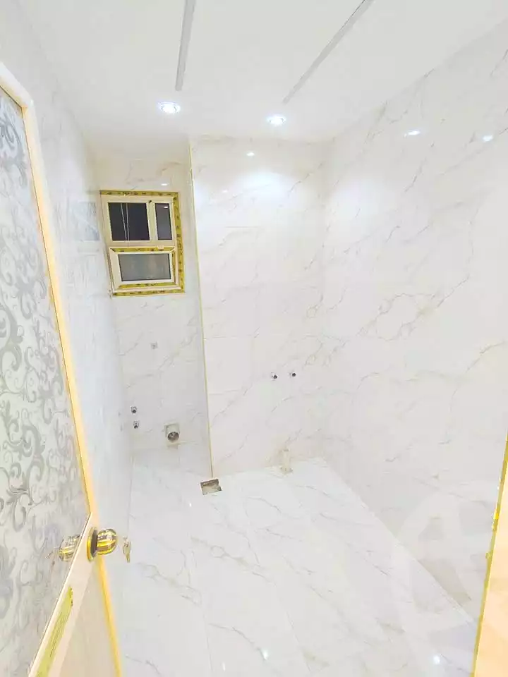 https://aqarmap.com.eg/ar/listing/7335188-for-sale-alexandria-sydy-bshr-sydy-bshr-bhry-gamal-abd-el-nasir-st