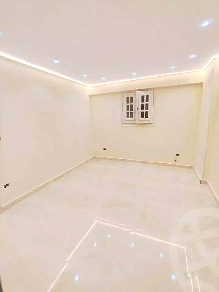https://aqarmap.com.eg/ar/listing/7335188-for-sale-alexandria-sydy-bshr-sydy-bshr-bhry-gamal-abd-el-nasir-st