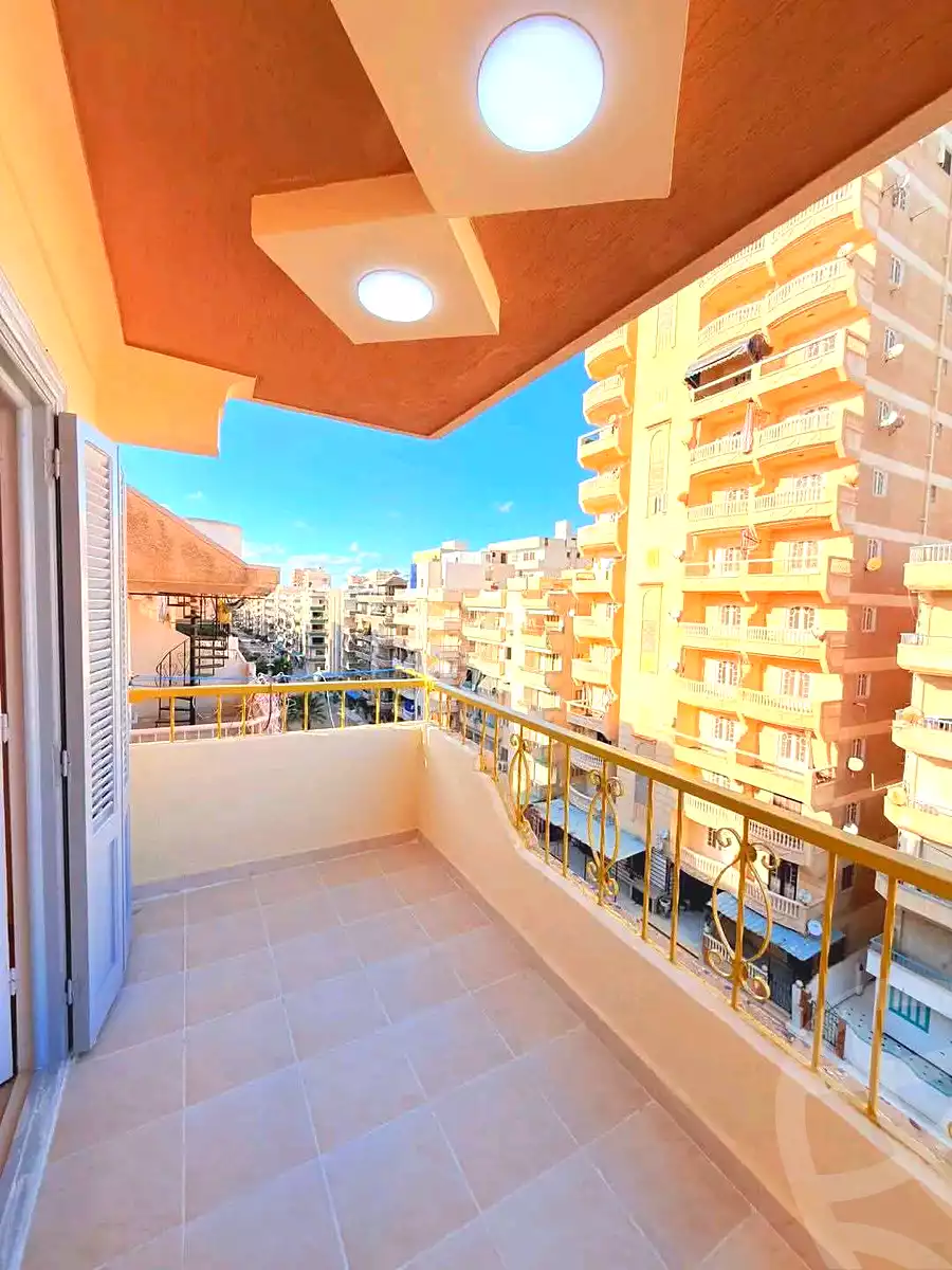 https://aqarmap.com.eg/ar/listing/7335184-for-sale-alexandria-al-agamy-shataa-el-nakheel