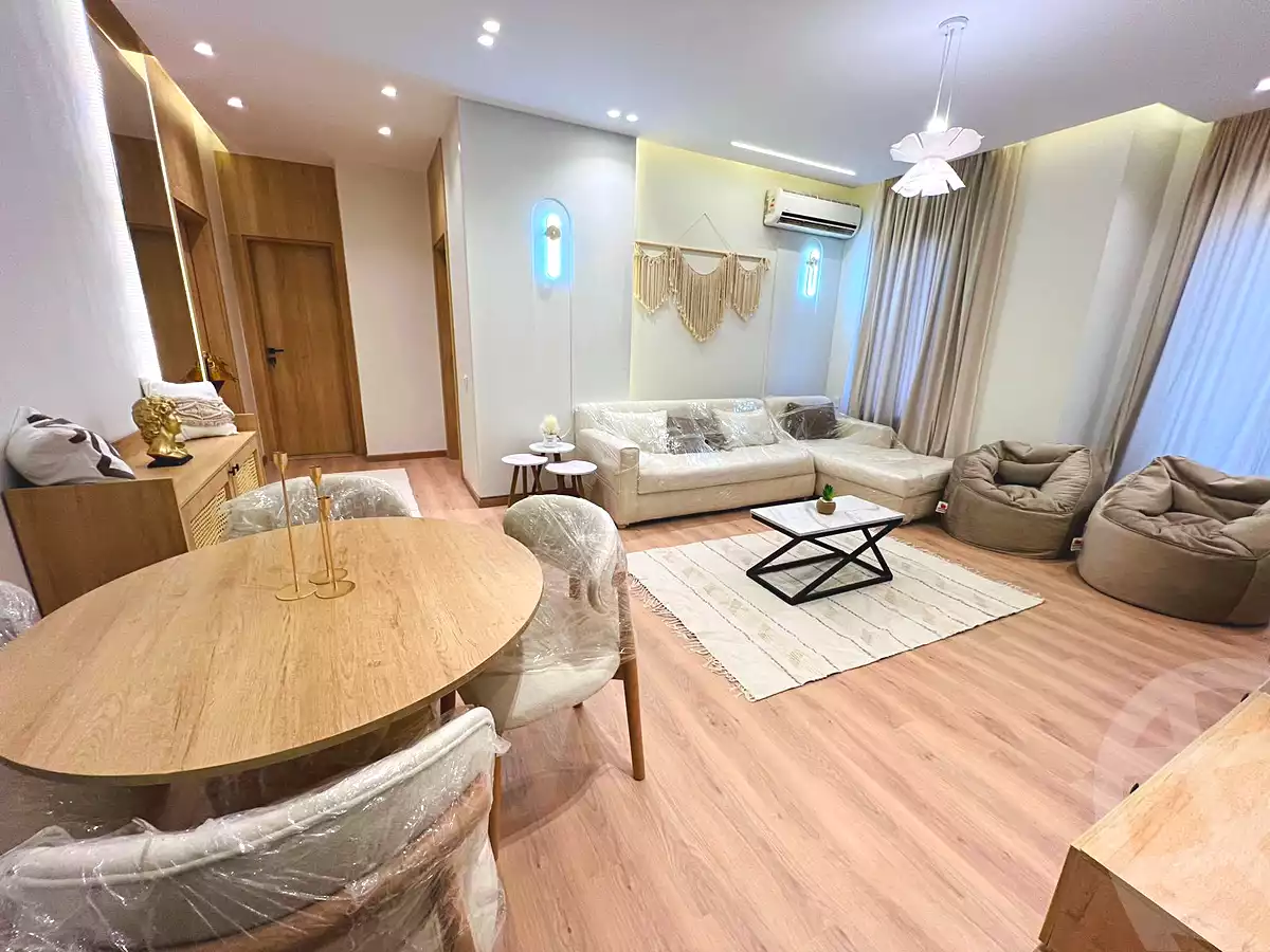 https://aqarmap.com.eg/en/listing/7328518-for-rent-cairo-el-sheikh-zayed-city-compounds-beverly-hills