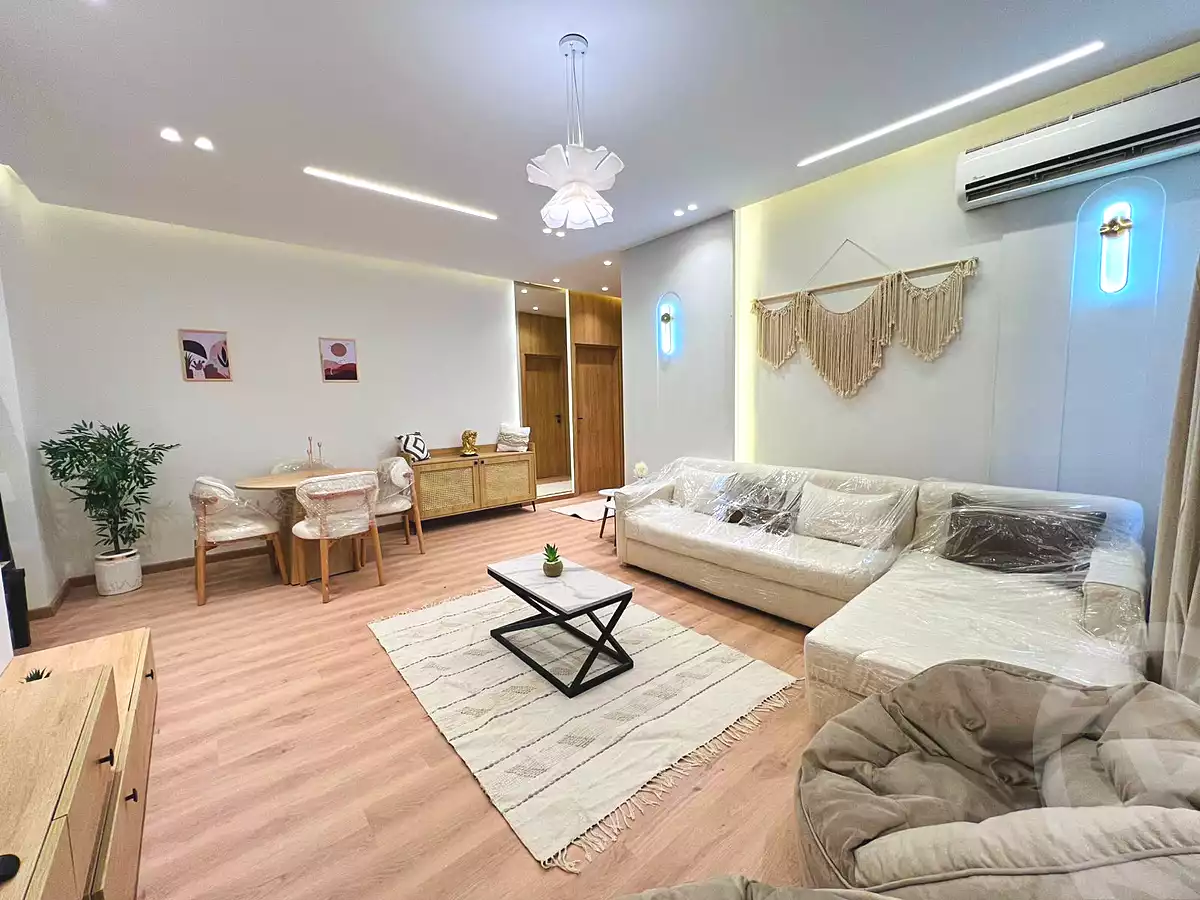 https://aqarmap.com.eg/en/listing/7328518-for-rent-cairo-el-sheikh-zayed-city-compounds-beverly-hills