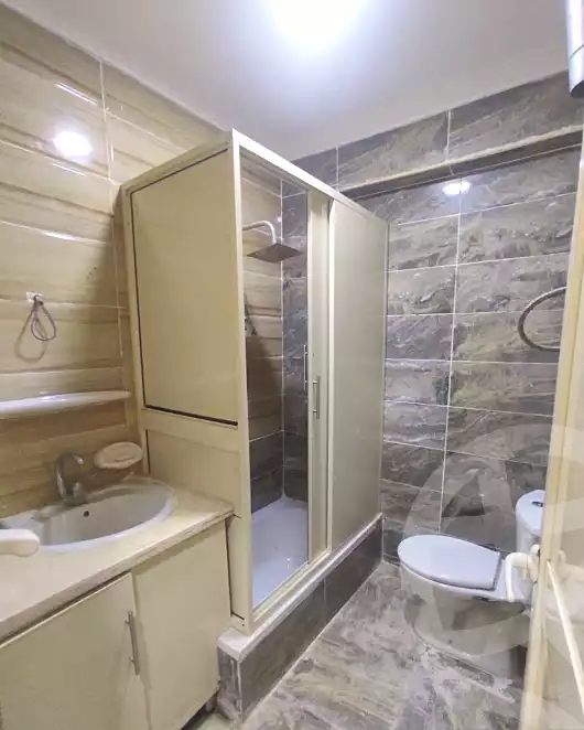 https://aqarmap.com.eg/en/listing/7335551-for-sale-alexandria-bw-qyr-street-10