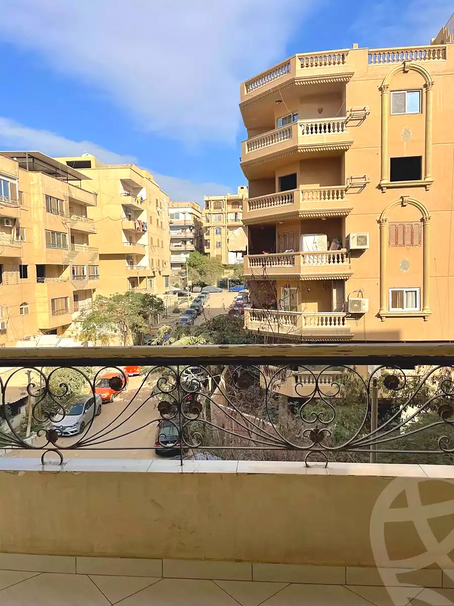 https://aqarmap.com.eg/en/listing/7335602-for-sale-cairo-hadayek-el-ahram-khufu-gate