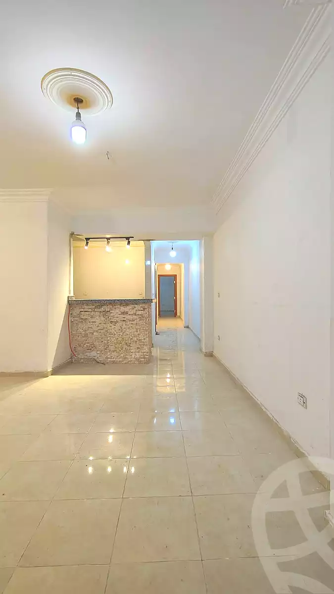 https://aqarmap.com.eg/en/listing/7335620-for-rent-cairo-nozha-2-el-khamseen-st