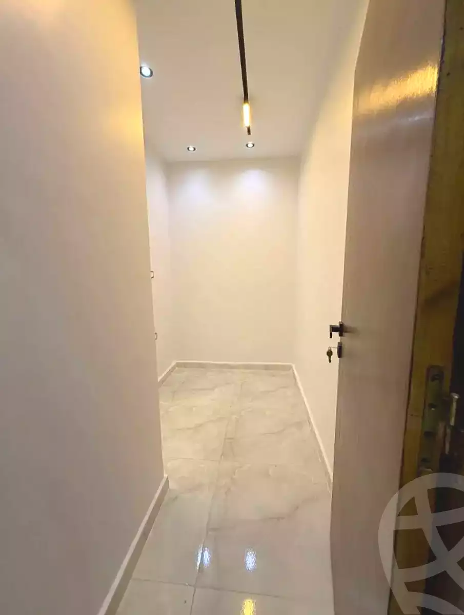 https://aqarmap.com.eg/ar/listing/7335671-for-sale-alexandria-al-agamy-lbytsh-shahr-al-assal-st