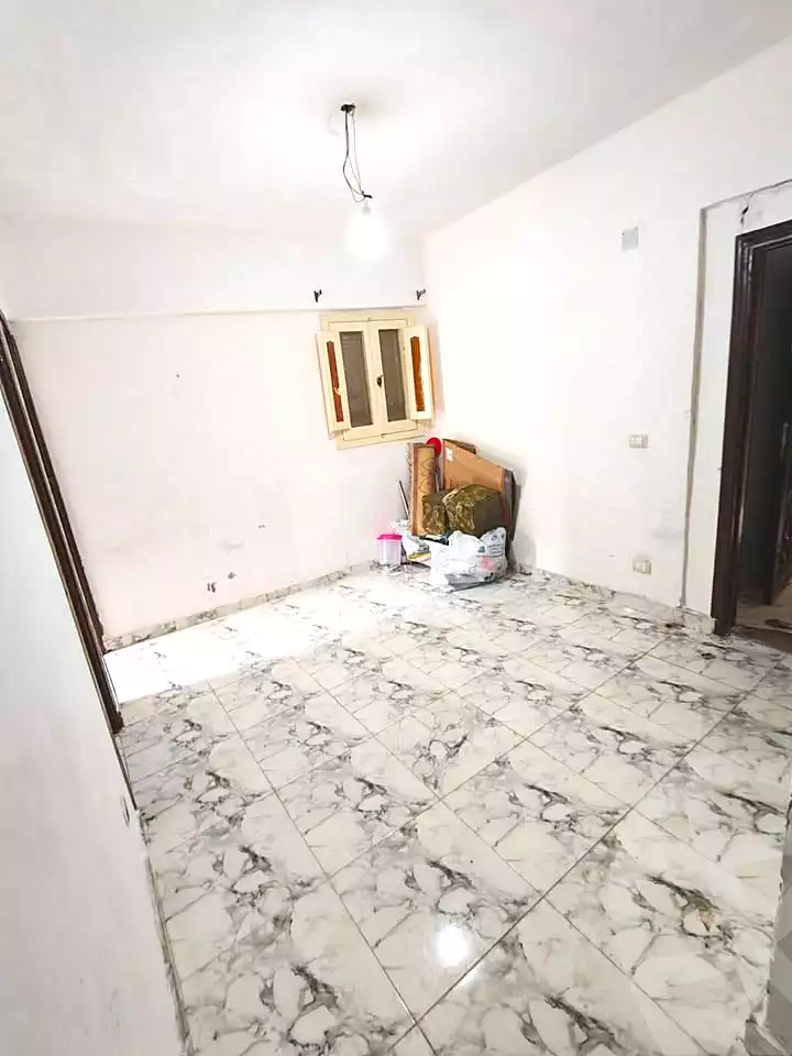 https://aqarmap.com.eg/en/listing/7335840-for-sale-alexandria-al-agamy-el-hanouvel-kasr-al-quiri-st-1