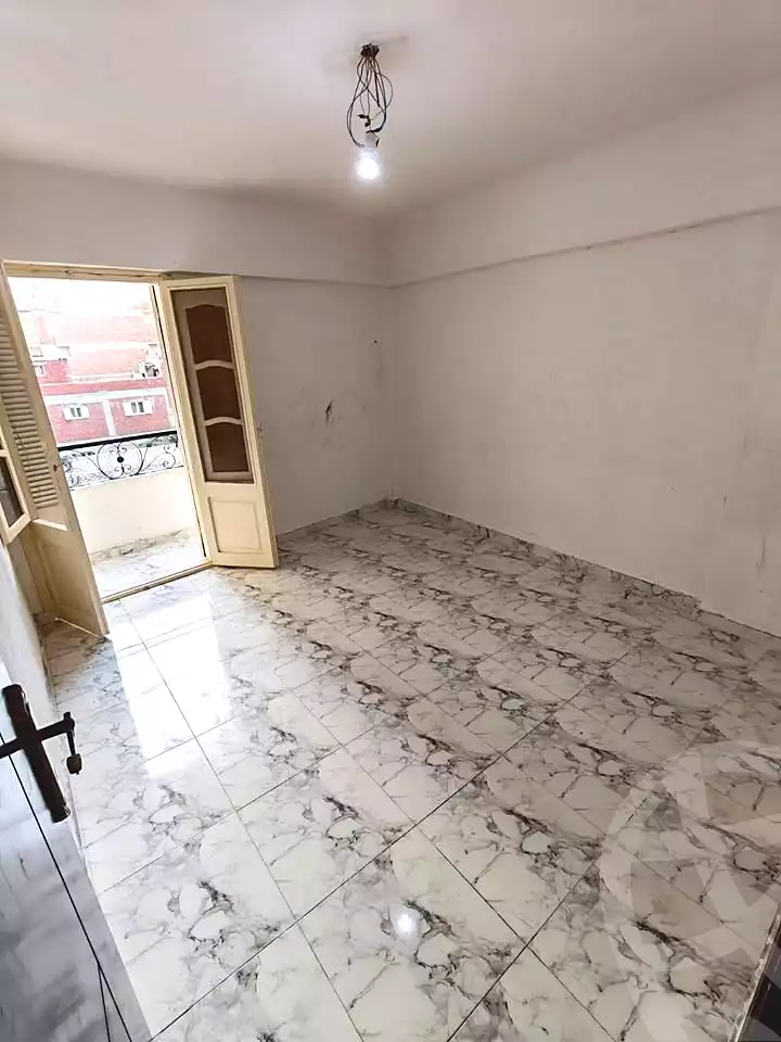 https://aqarmap.com.eg/en/listing/7335840-for-sale-alexandria-al-agamy-el-hanouvel-kasr-al-quiri-st-1