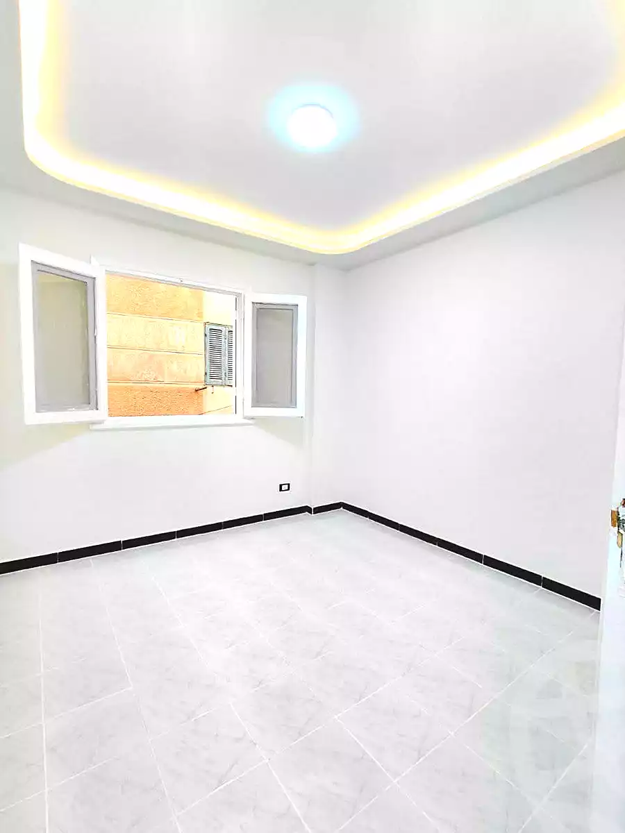 https://aqarmap.com.eg/en/listing/7335941-for-sale-alexandria-al-agamy-shataa-el-nakheel