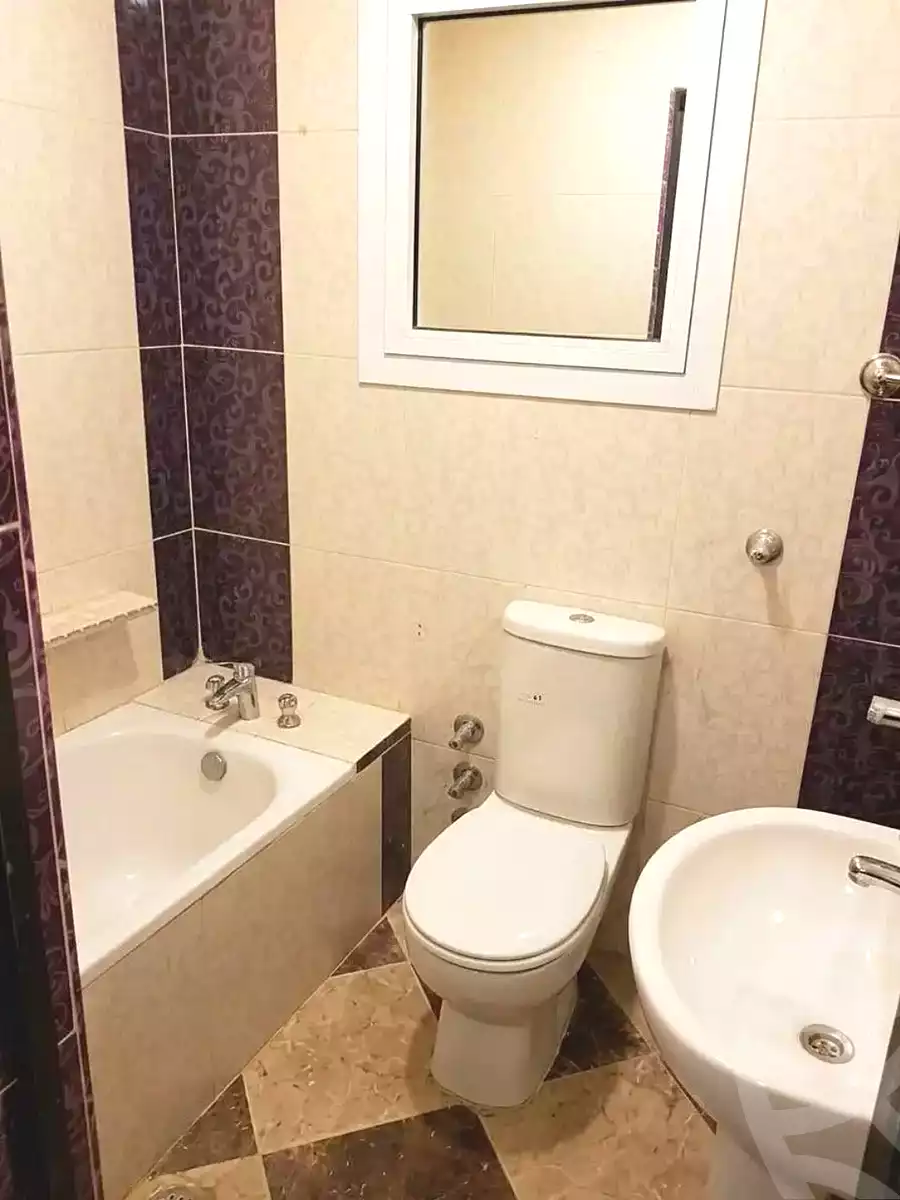 https://aqarmap.com.eg/ar/listing/7336560-for-sale-alexandria-new-miami-eskot