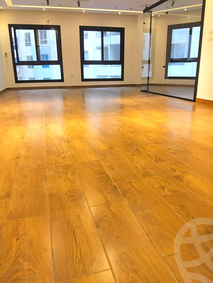 https://aqarmap.com.eg/en/listing/7336823-for-rent-cairo-el-maadi-compounds-rayhanah-plaza