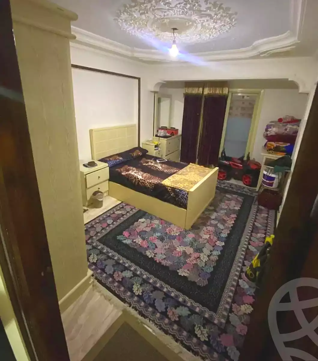 https://aqarmap.com.eg/ar/listing/7337201-for-sale-alexandria-al-agamy-lbytsh-el-saleheen-mosque-st
