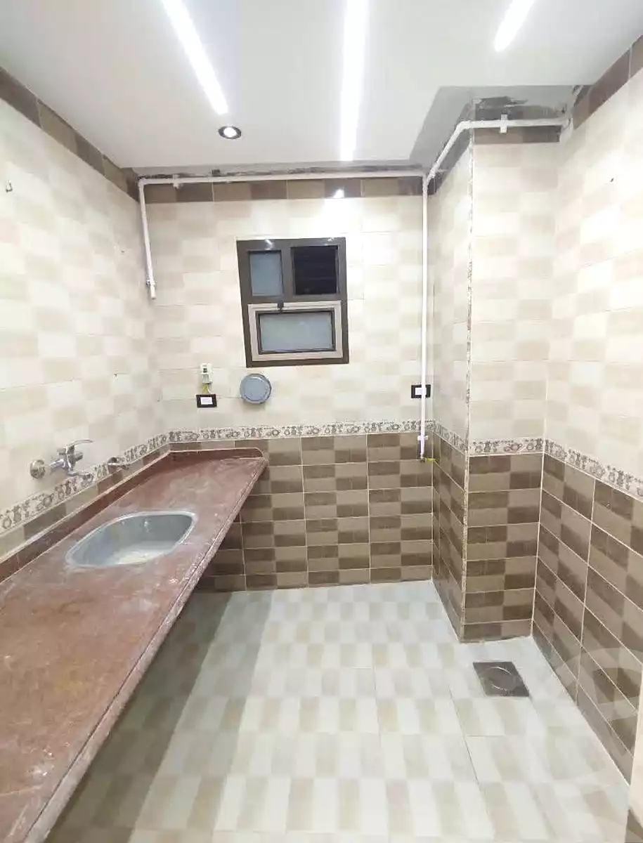 https://aqarmap.com.eg/ar/listing/7337255-for-sale-alexandria-lsywf-el-falki