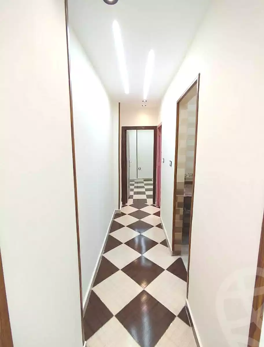 https://aqarmap.com.eg/ar/listing/7337255-for-sale-alexandria-lsywf-el-falki