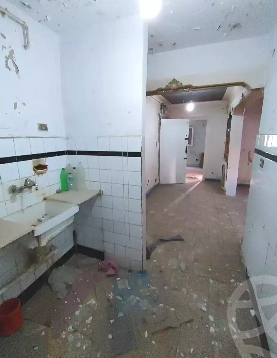 https://aqarmap.com.eg/ar/listing/7337499-for-sale-alexandria-sydy-bshr-sydy-bshr-qbly