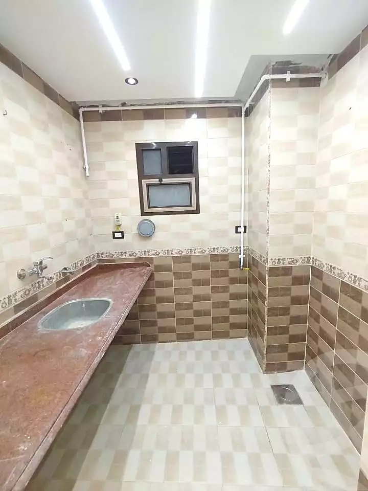 https://aqarmap.com.eg/en/listing/7337784-for-sale-alexandria-lsywf-el-falki