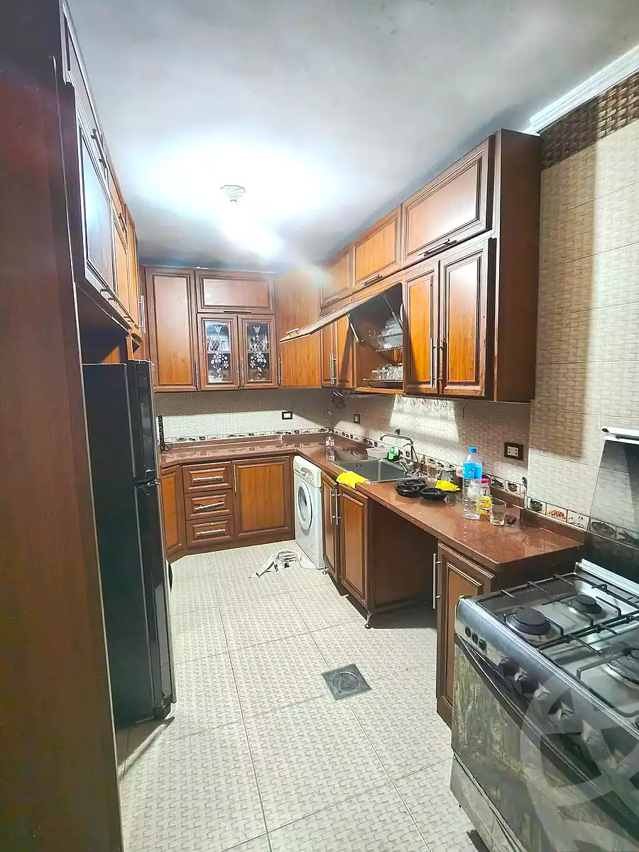 https://aqarmap.com.eg/ar/listing/7337878-for-sale-alexandria-ganaklis