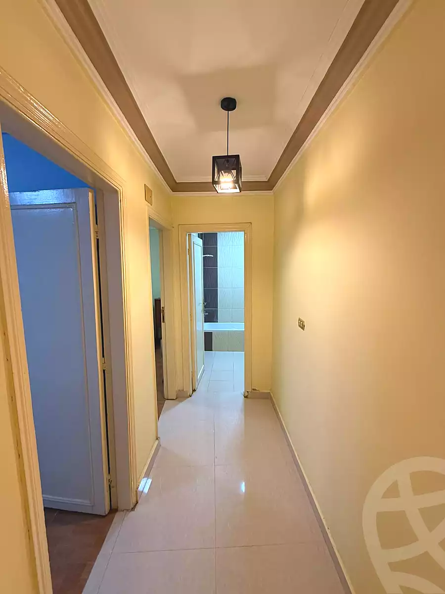 https://aqarmap.com.eg/ar/listing/7338067-for-rent-cairo-6th-of-october-el-ahyaa-neighborhood-4th-neighbourhood-1