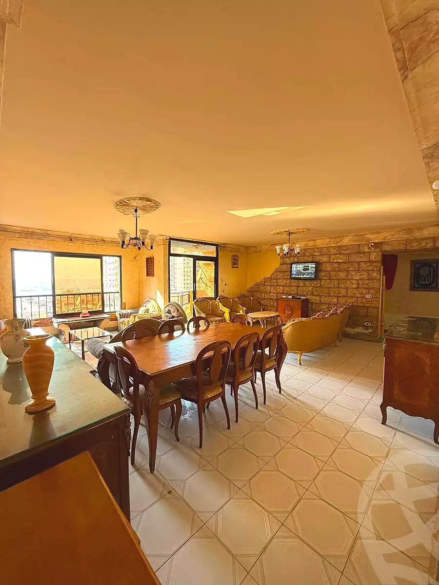 https://aqarmap.com.eg/ar/listing/7338095-for-sale-alexandria-el-asafra-l-sfr-bhry