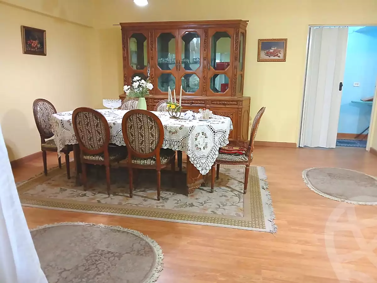 https://aqarmap.com.eg/en/listing/7338120-for-rent-cairo-6th-of-october-el-ahyaa-neighborhood-2nd-divided-from-al-kafrawei-st