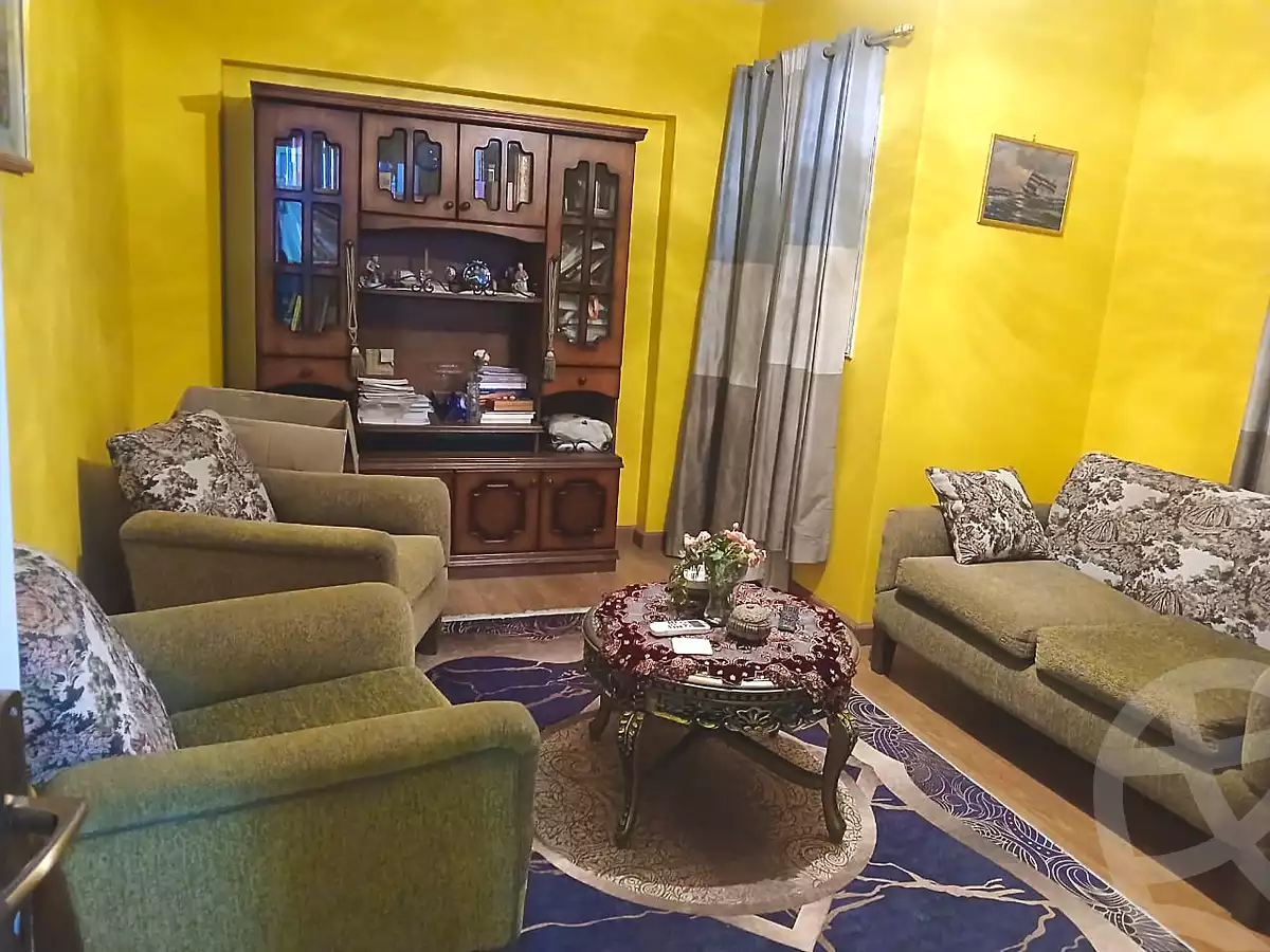 https://aqarmap.com.eg/en/listing/7338120-for-rent-cairo-6th-of-october-el-ahyaa-neighborhood-2nd-divided-from-al-kafrawei-st