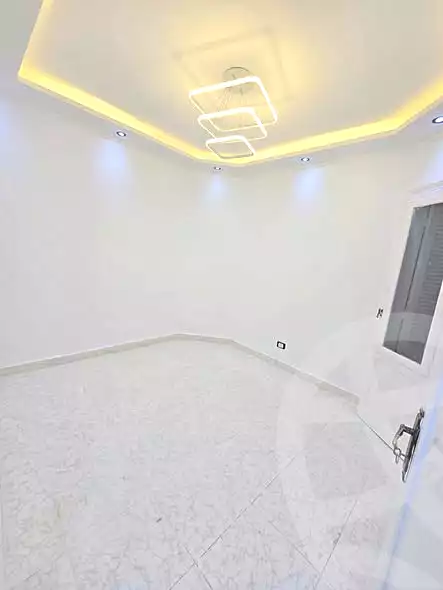https://aqarmap.com.eg/ar/listing/7338130-for-sale-alexandria-al-agamy-shataa-el-nakheel