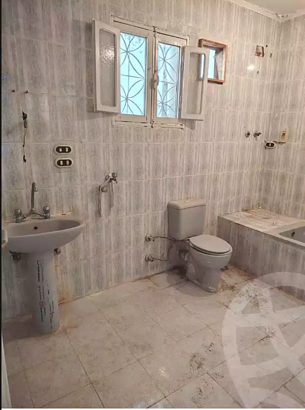 https://aqarmap.com.eg/en/listing/7338190-for-sale-alexandria-al-agamy-lbytsh-abou-dib-st