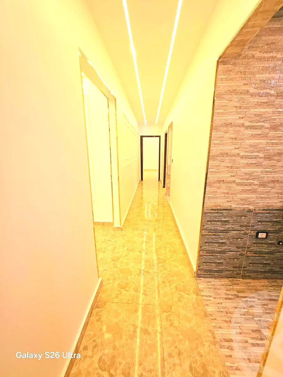 https://aqarmap.com.eg/ar/listing/7338303-for-sale-alexandria-sydy-bshr-sydy-bshr-bhry-shr-khld-bn-lwlyd