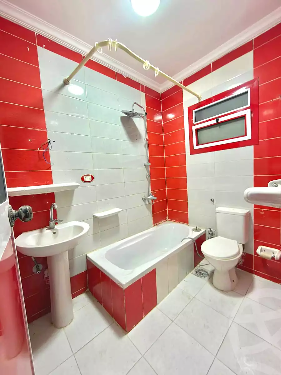 https://aqarmap.com.eg/en/listing/7338784-for-sale-alexandria-al-agamy-lbytsh-el-reyad-st