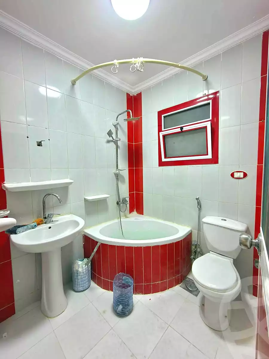 https://aqarmap.com.eg/en/listing/7338784-for-sale-alexandria-al-agamy-lbytsh-el-reyad-st