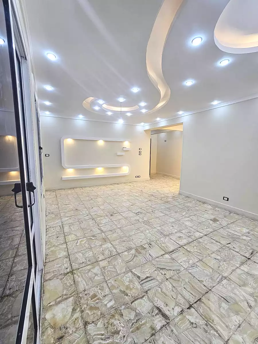 https://aqarmap.com.eg/en/listing/7338799-for-sale-alexandria-al-agamy-lbytsh