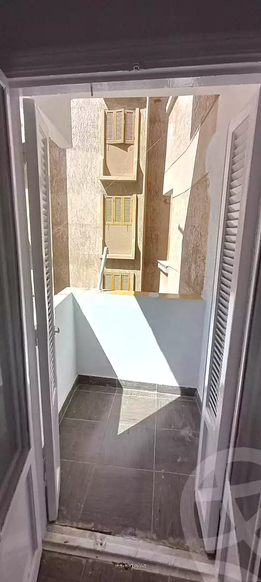 https://aqarmap.com.eg/en/listing/7338842-for-sale-alexandria-al-agamy-el-hanouvel-el-warsha-st