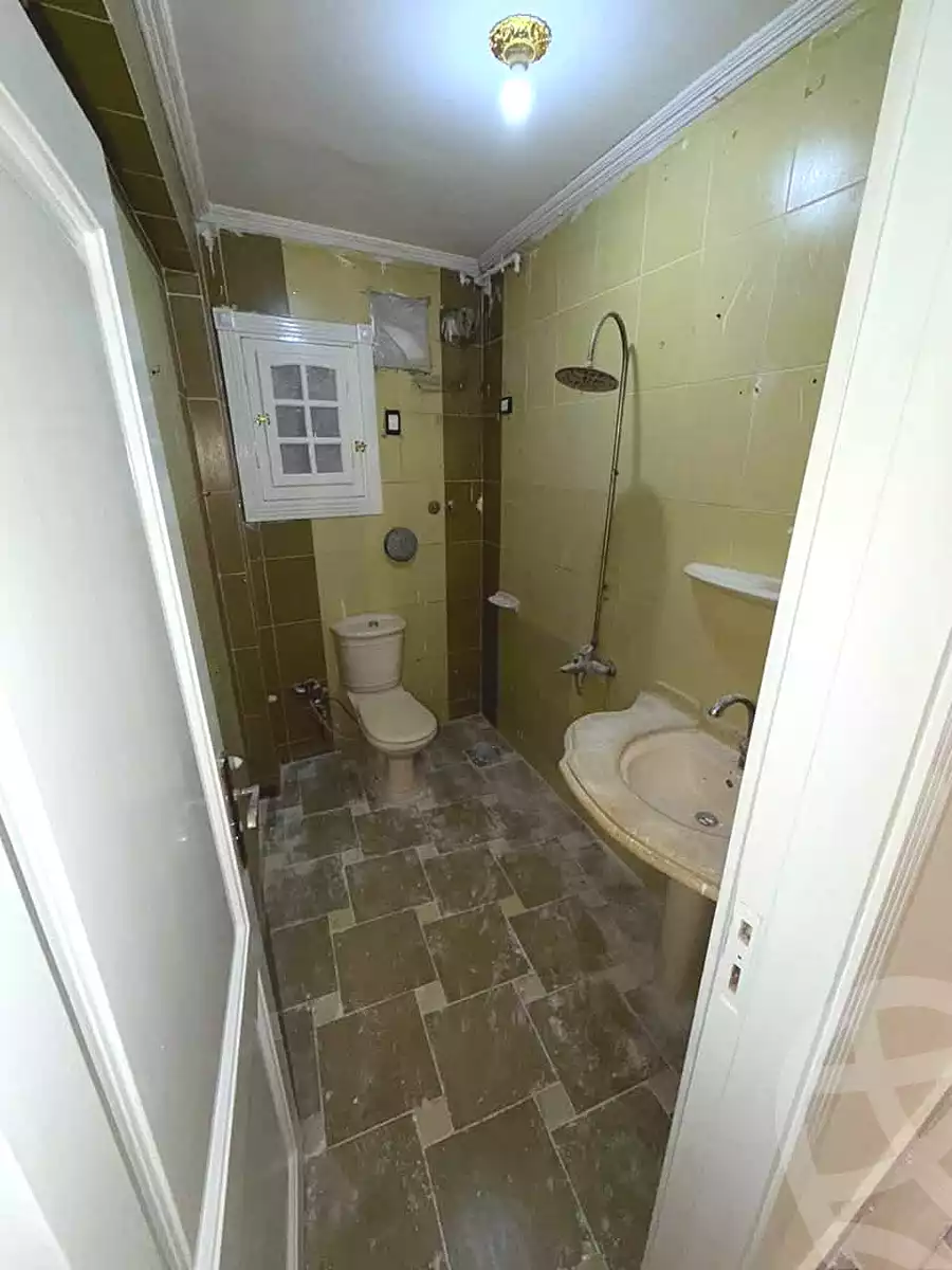 https://aqarmap.com.eg/en/listing/7338858-for-sale-alexandria-lsywf-el-seyouf-qebly-el-salam-st