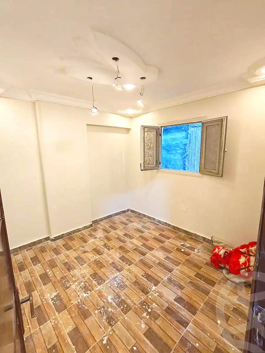 https://aqarmap.com.eg/ar/listing/7338925-for-sale-alexandria-al-agamy-el-hanouvel-yathreb-st