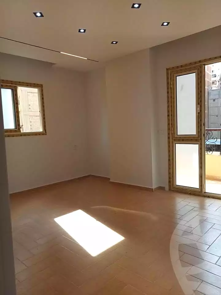 https://aqarmap.com.eg/ar/listing/7338928-for-sale-alexandria-sydy-bshr-sydy-bshr-bhry-gamal-abd-el-nasir-st
