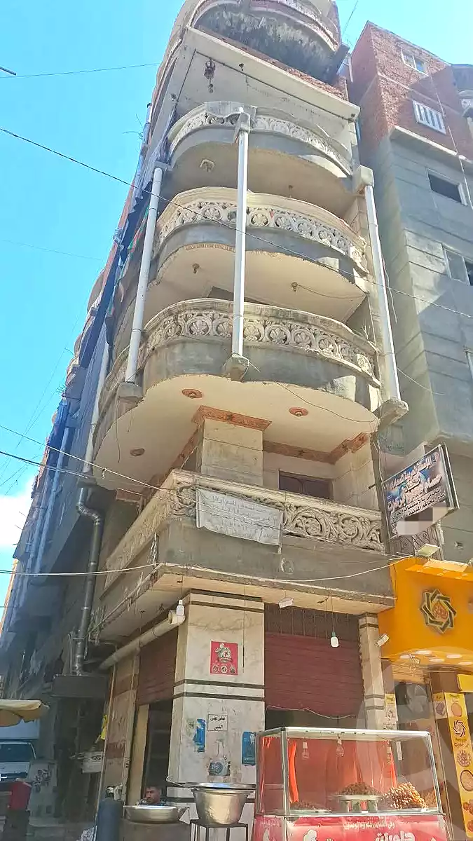 https://aqarmap.com.eg/ar/listing/7338953-for-sale-alexandria-al-agamy-el-hanouvel-omar-ibn-el-khattab-st