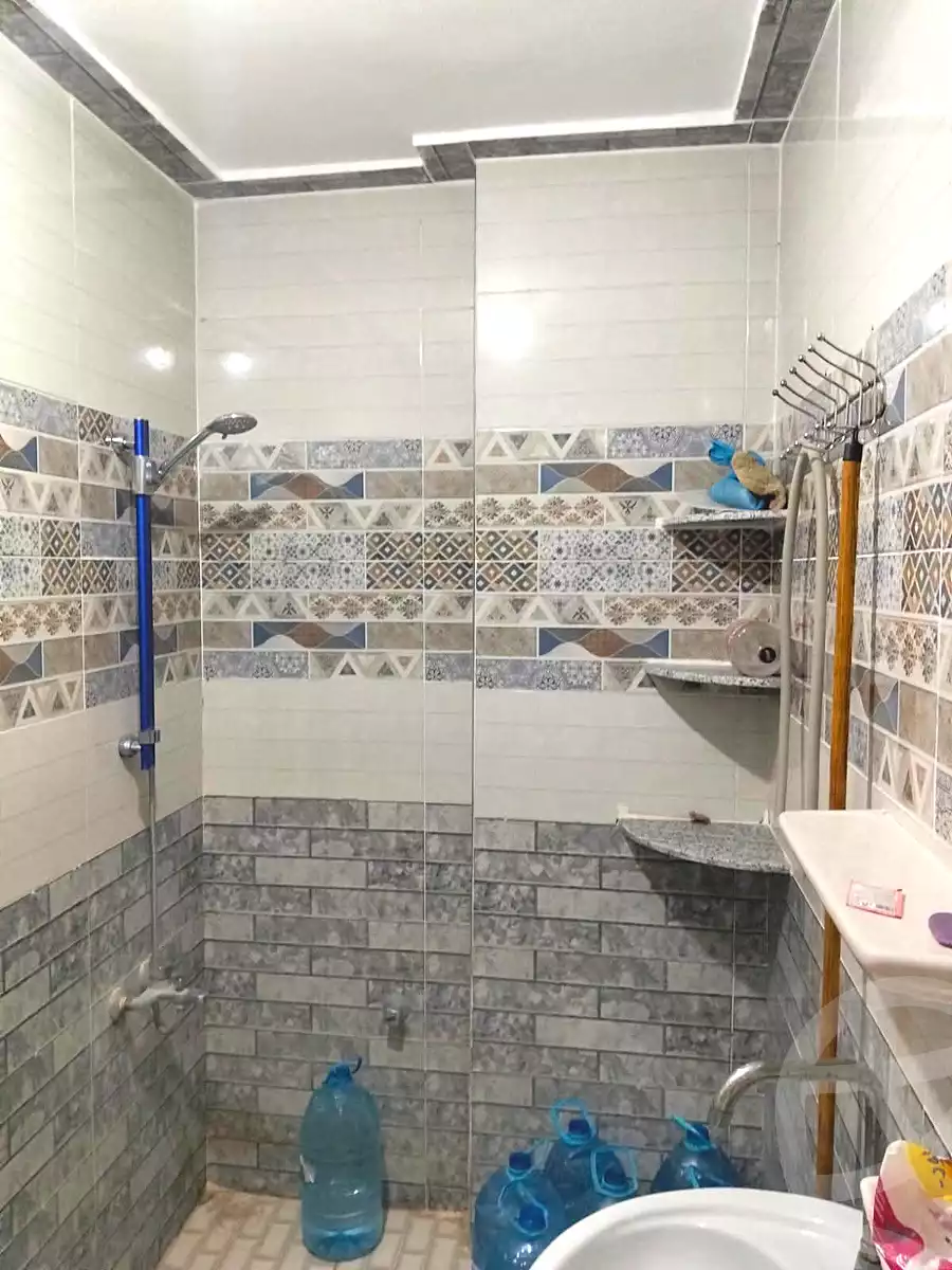 https://aqarmap.com.eg/en/listing/7338967-for-sale-alexandria-al-agamy-el-hanouvel-el-warsha-st