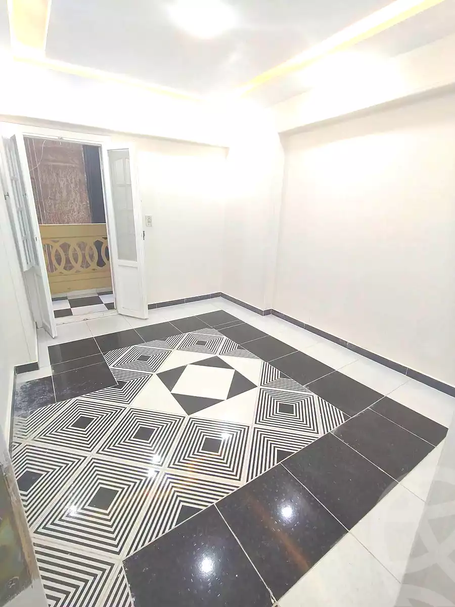 https://aqarmap.com.eg/ar/listing/7339092-for-sale-alexandria-sydy-bshr-sydy-bshr-bhry-gamal-abd-el-nasir-st