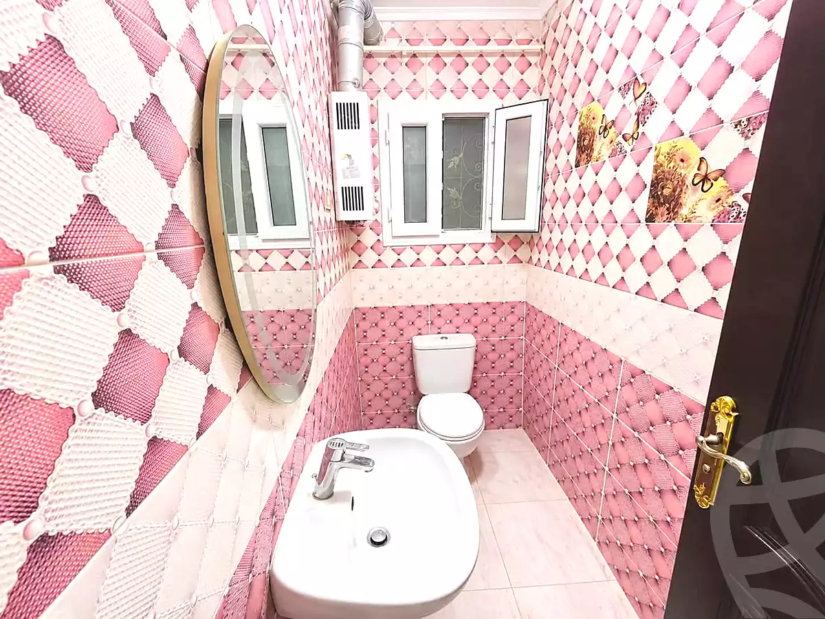 https://aqarmap.com.eg/en/listing/7339287-for-sale-alexandria-ganaklis