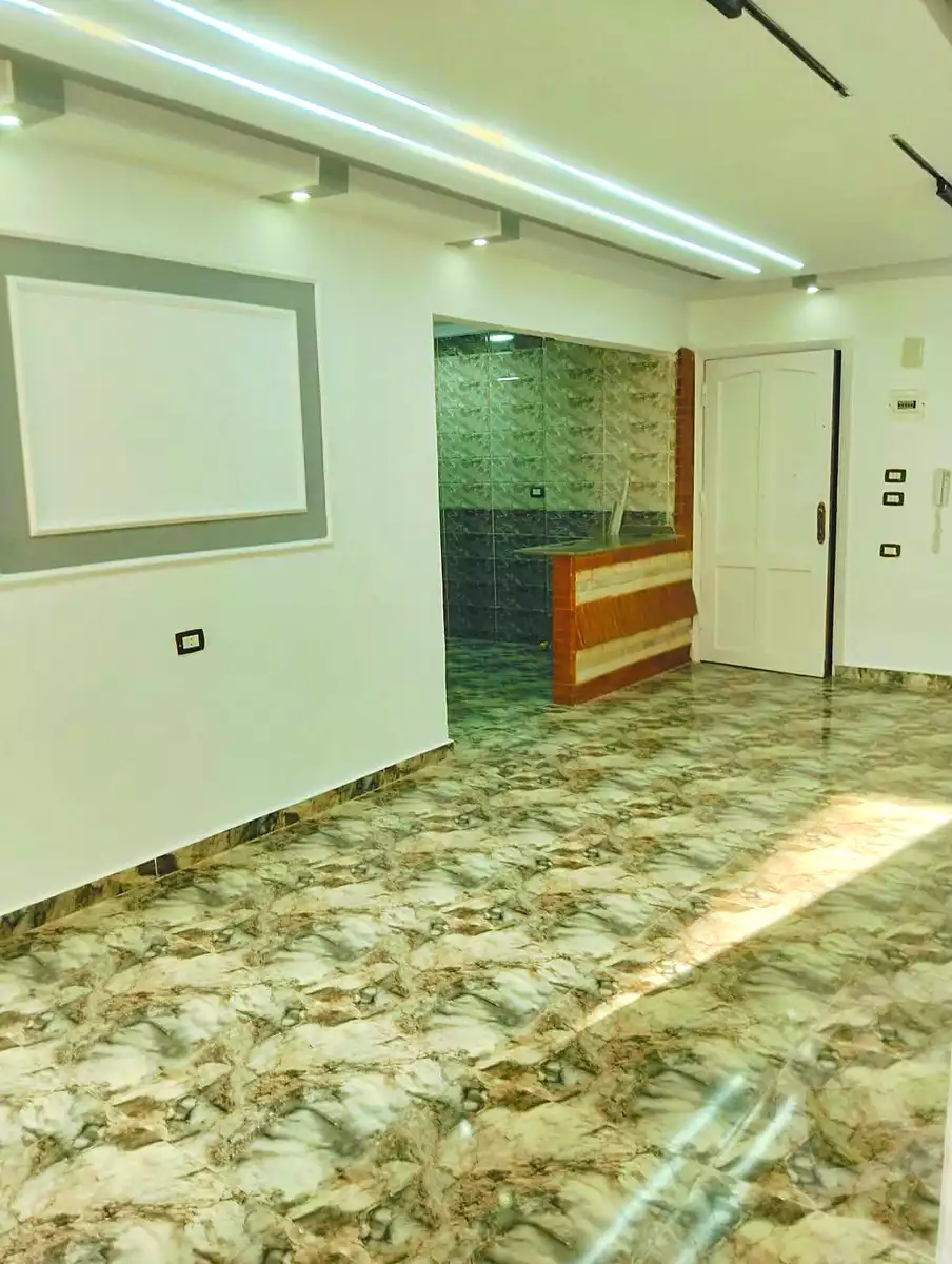https://aqarmap.com.eg/ar/listing/7339916-for-sale-alexandria-al-agamy-shataa-el-nakheel