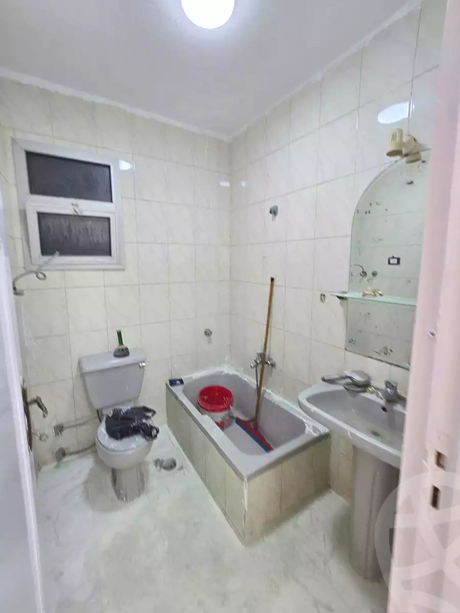 https://aqarmap.com.eg/ar/listing/7340021-for-sale-alexandria-al-agamy-el-kilo-21