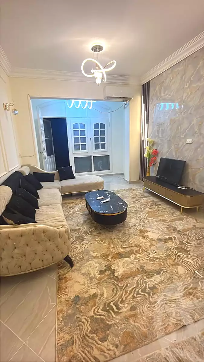 https://aqarmap.com.eg/en/listing/7340816-for-rent-cairo-el-sheikh-zayed-city-compounds-rawdet-zayed