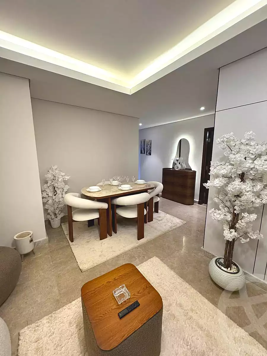 https://aqarmap.com.eg/ar/listing/7340929-for-rent-cairo-el-sheikh-zayed-city-compounds-zyd-wr-llttwyr-z-tower