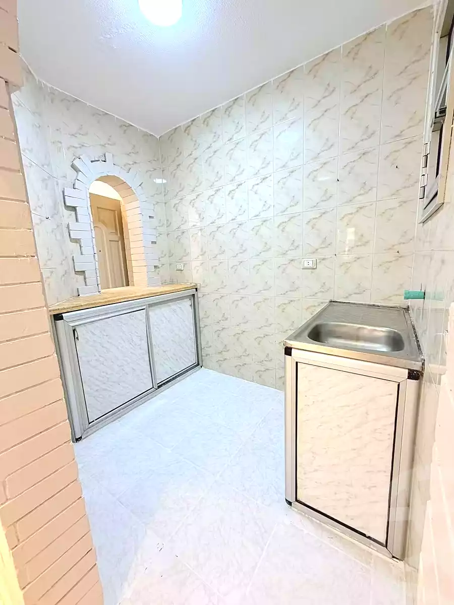 https://aqarmap.com.eg/ar/listing/7340980-for-sale-alexandria-al-agamy-shataa-el-nakheel