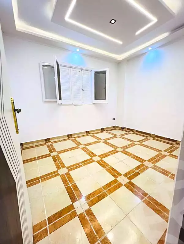 https://aqarmap.com.eg/ar/listing/7341080-for-sale-alexandria-al-agamy-shataa-el-nakheel
