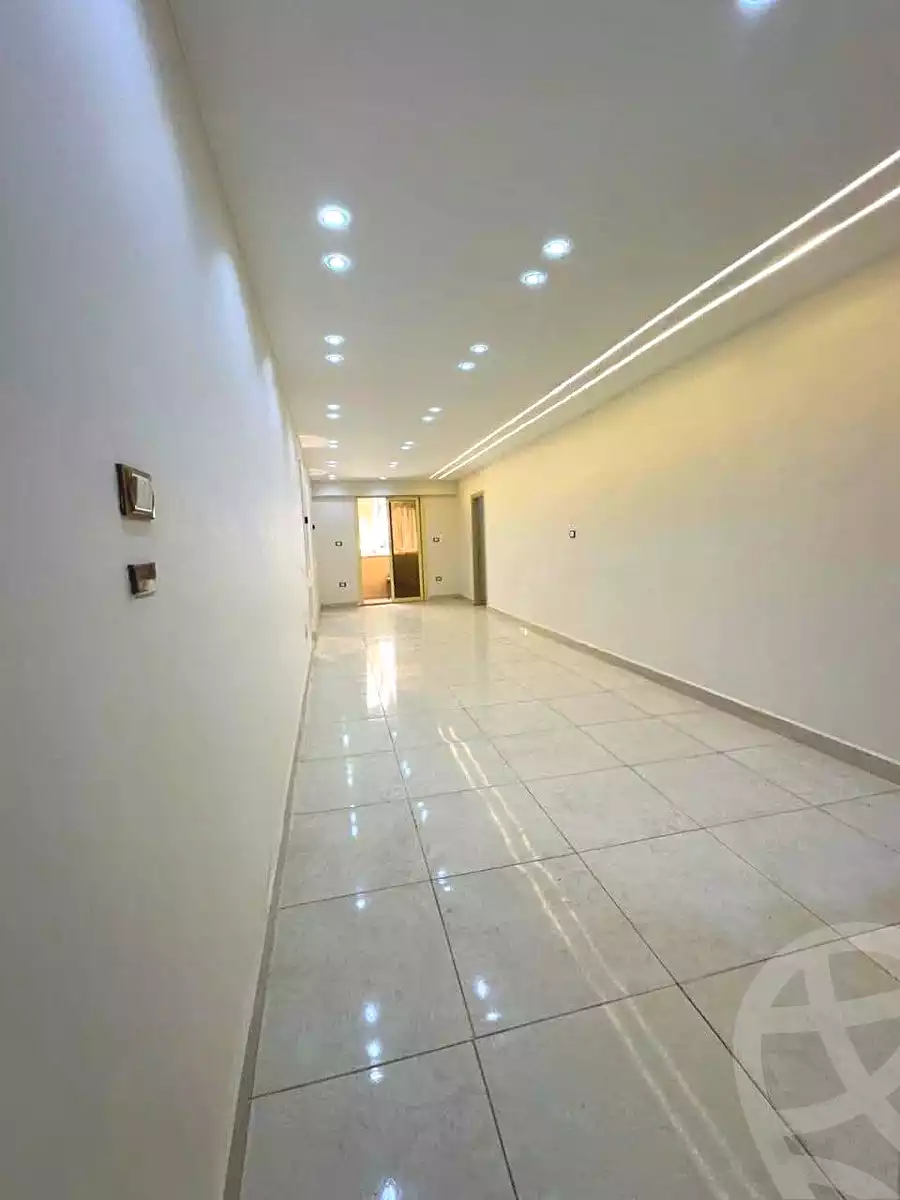 https://aqarmap.com.eg/en/listing/7341339-for-sale-alexandria-al-agamy-lbytsh-qased-kareem-st
