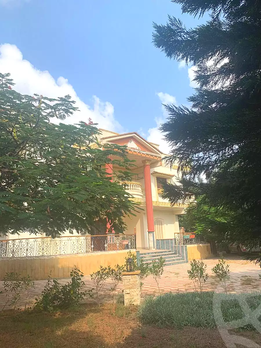 https://aqarmap.com.eg/ar/listing/7341327-for-sale-cairo-el-sheikh-zayed-city-alex-cairo-desert-road-mdyn-sfnks-ljdyd-cascada