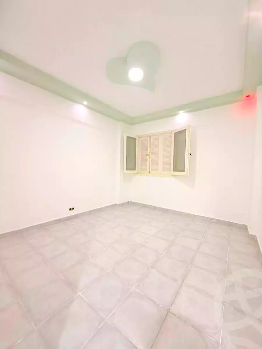 https://aqarmap.com.eg/en/listing/7341409-for-sale-alexandria-al-agamy-shataa-el-nakheel
