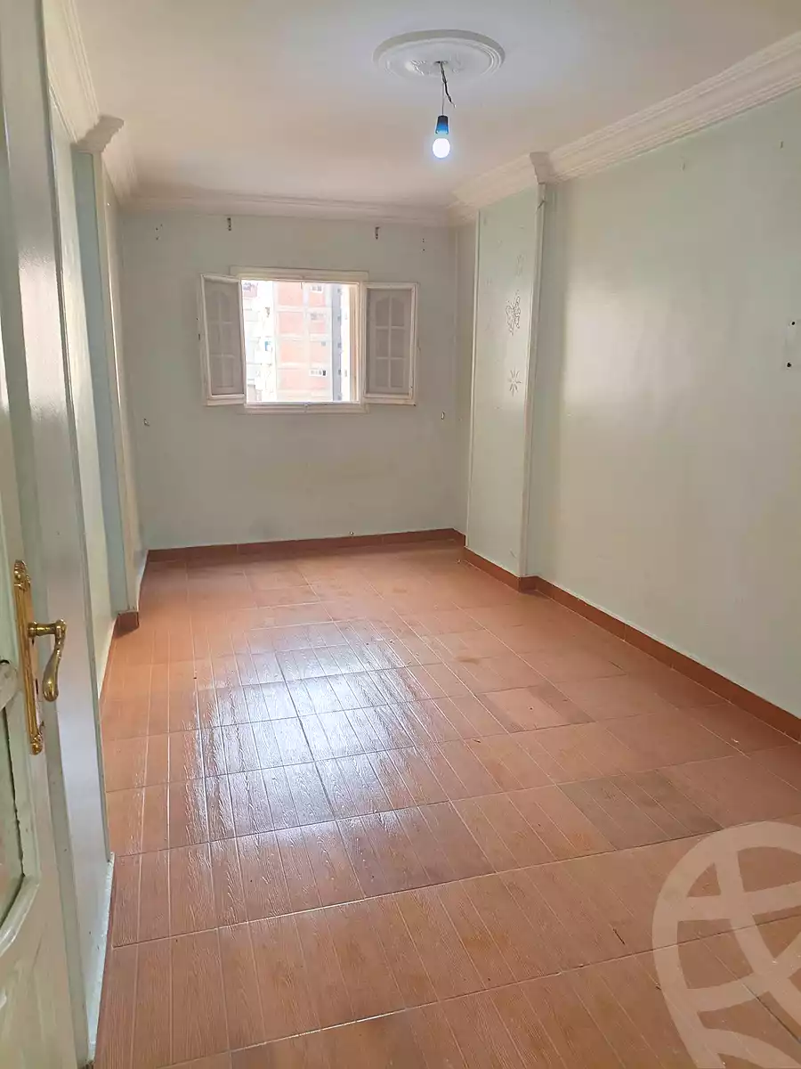 https://aqarmap.com.eg/ar/listing/7341811-for-rent-alexandria-bahray-el-anfoshy-al-shamrali-st
