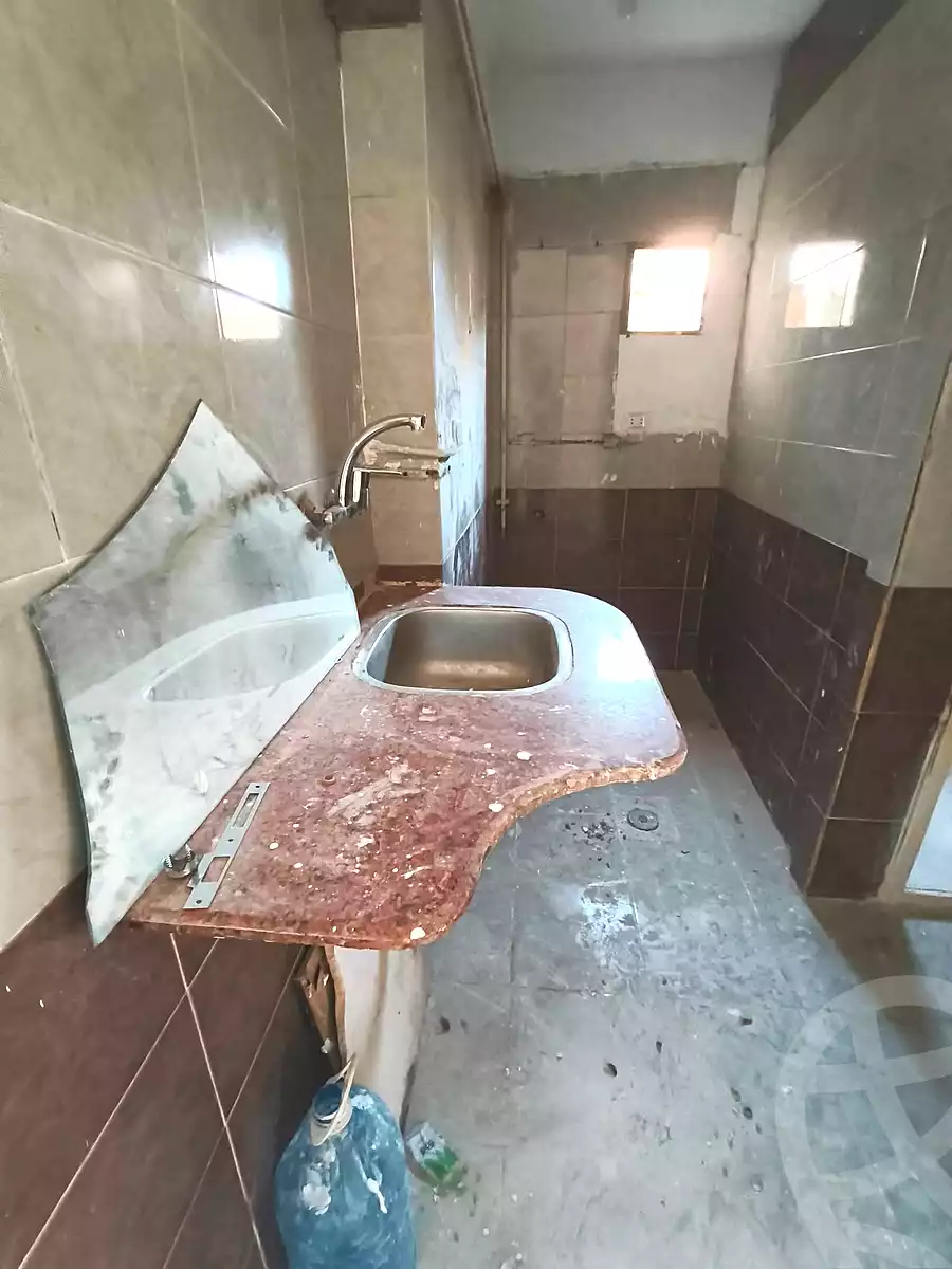 https://aqarmap.com.eg/ar/listing/7341982-for-rent-alexandria-lsywf-el-falki